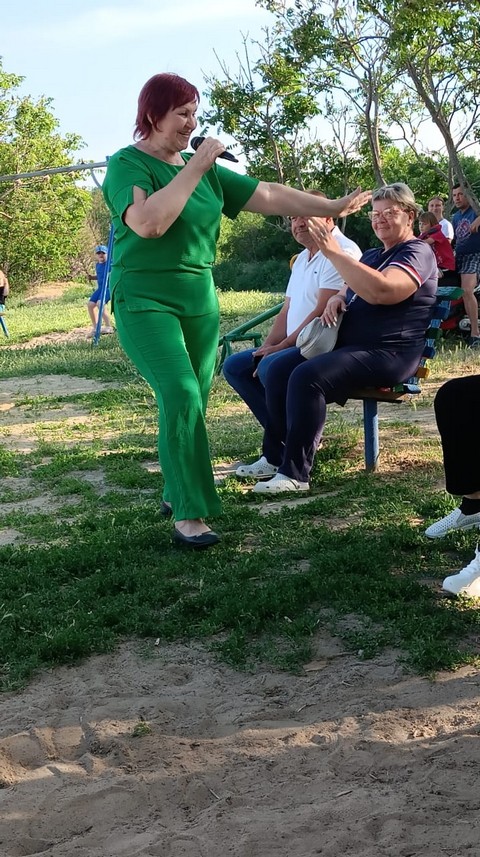 photo 2605 03
